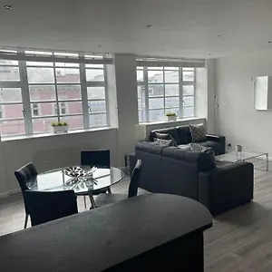  Apartment Modern Apartment, Amazing Location United Kingdom